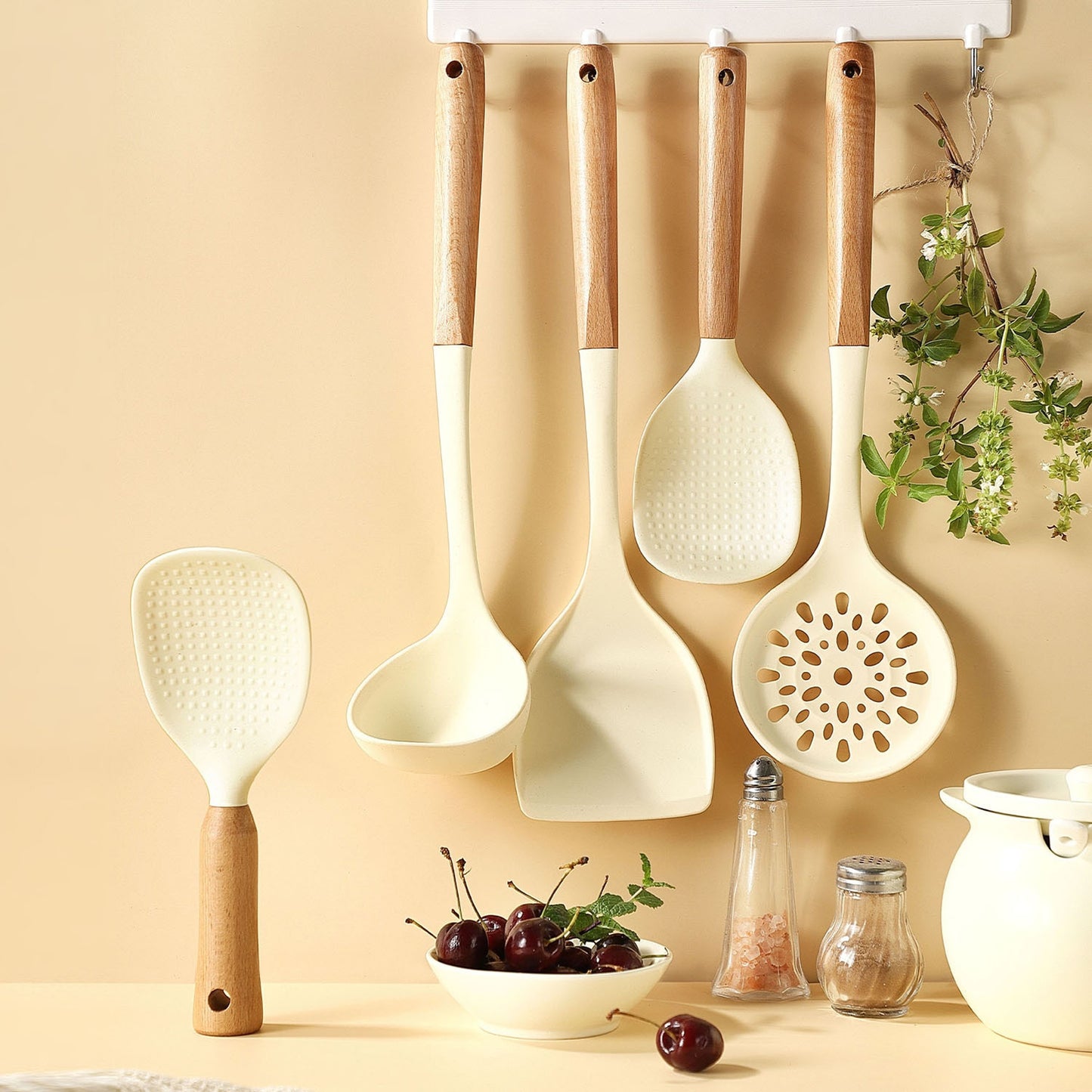 Ergonomic Silicone Rice Spoon with Wooden Handle