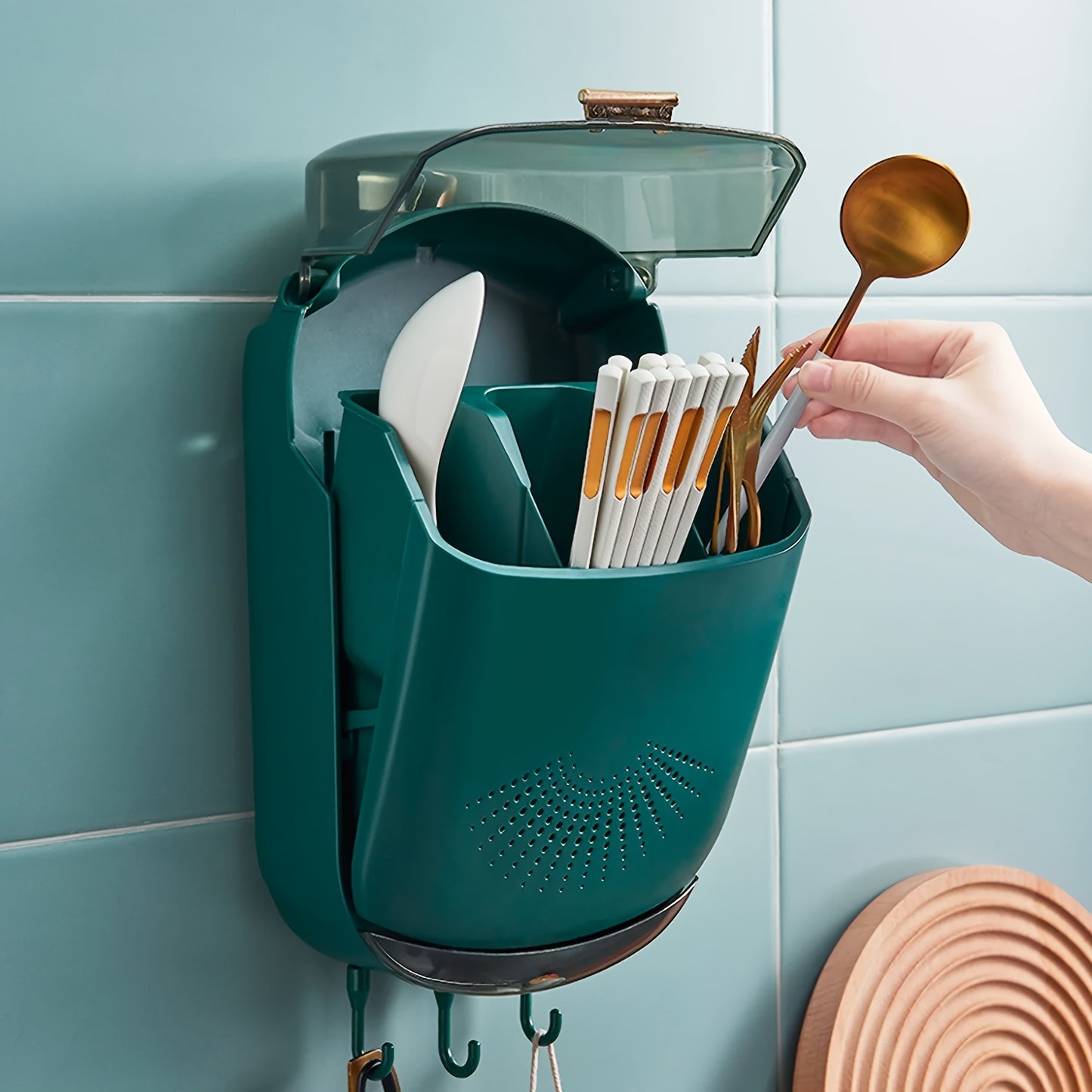 Wall-Mounted Kitchen Utensil Holder